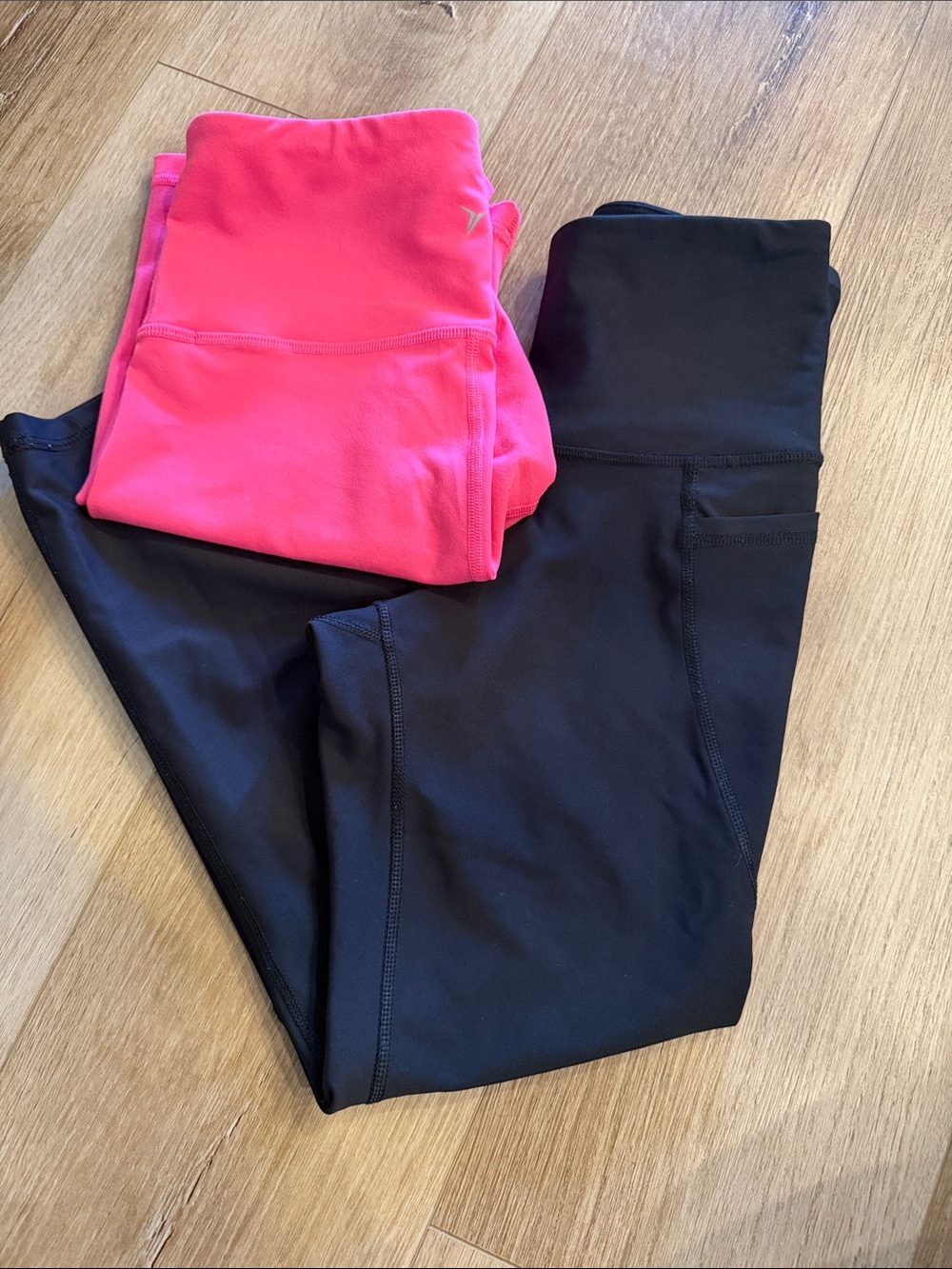 Old Navy Capri Leggings & Biker Shorts